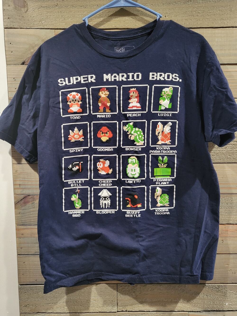 Super Mario Bros Blue Pixel Grid Characters Table Design XL Unisex Gamer T-Shirt